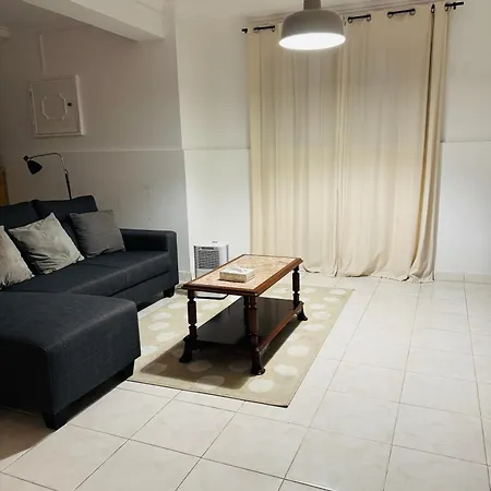 Pensión Aomo-casa 4*