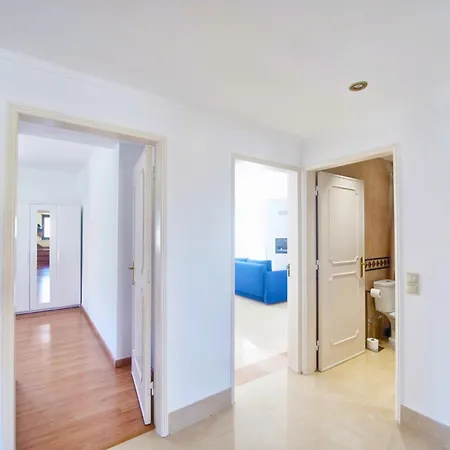 Aomo-casa 4*