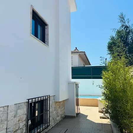 Guest house Aomo-casa Parede