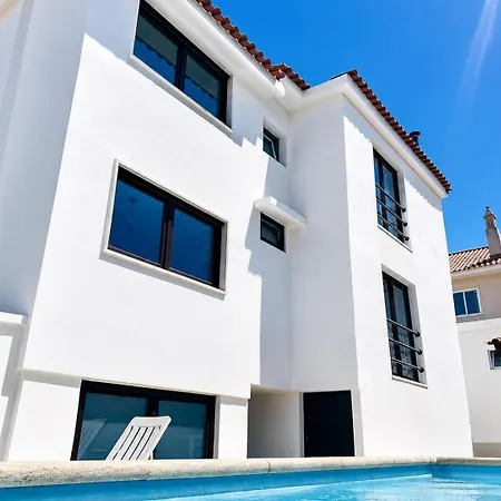 Aomo-casa Guest house Parede