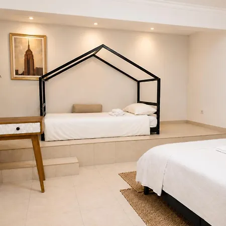 Guest house Aomo-casa 3*
