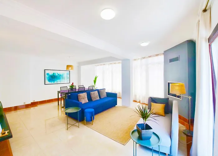 Aomo-casa Πανσιόν Parede