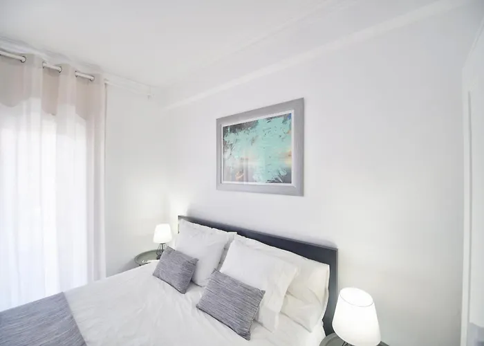 Aomo-casa Πανσιόν 4*