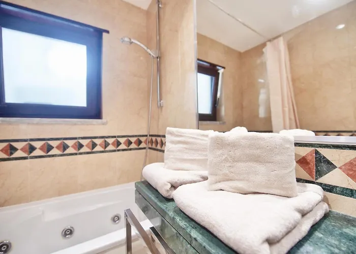 Πανσιόν Aomo-casa Parede